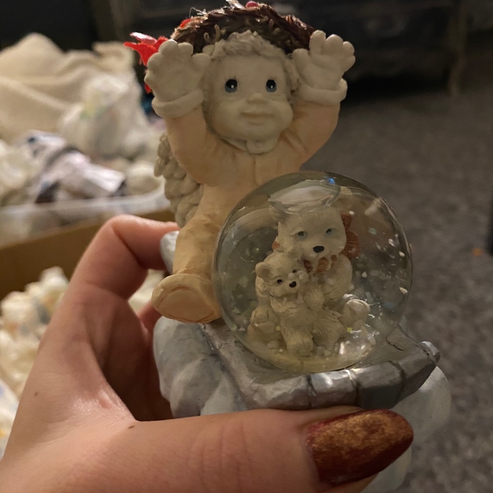 Dreamsicles antique collectibles snowglobes
